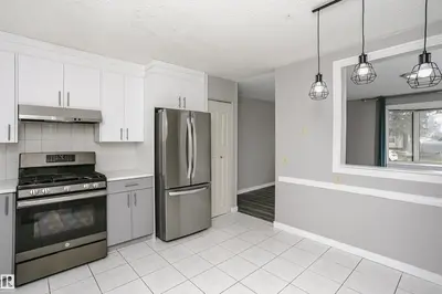 Interior photo 4 of 11436 161 AV NW