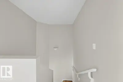 Interior photo 4 of 13960 137 ST NW