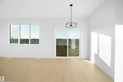 Interior photo 4 of 30 Nerine CR