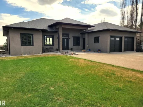 604 Sunnyside PL, Rural Ponoka County - $850,000