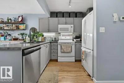 Interior photo 3 of 13956 137 ST NW