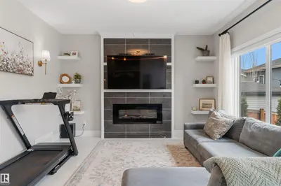 Interior photo 3 of 3312 11 AV NW
