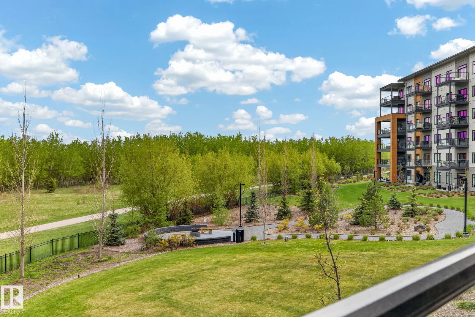 #207 7463 MAY CM NW, Edmonton - 2 bedroom Apartment for sale