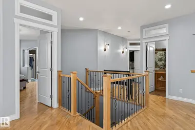Interior photo 4 of 34 VALLEYVIEW RG