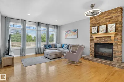 Interior photo 2 of 34 VALLEYVIEW RG