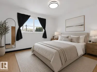 Interior photo 2 of 