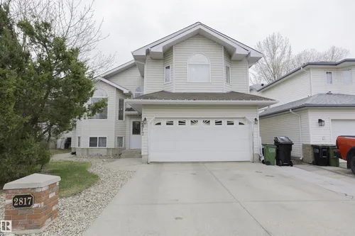 2817 40A AV NW, Edmonton - $575,000