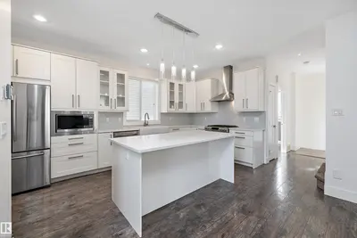 Interior photo 4 of 14026 101A AV NW