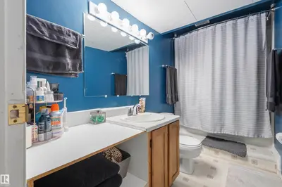 Interior photo 2 of 18648 57 AV NW