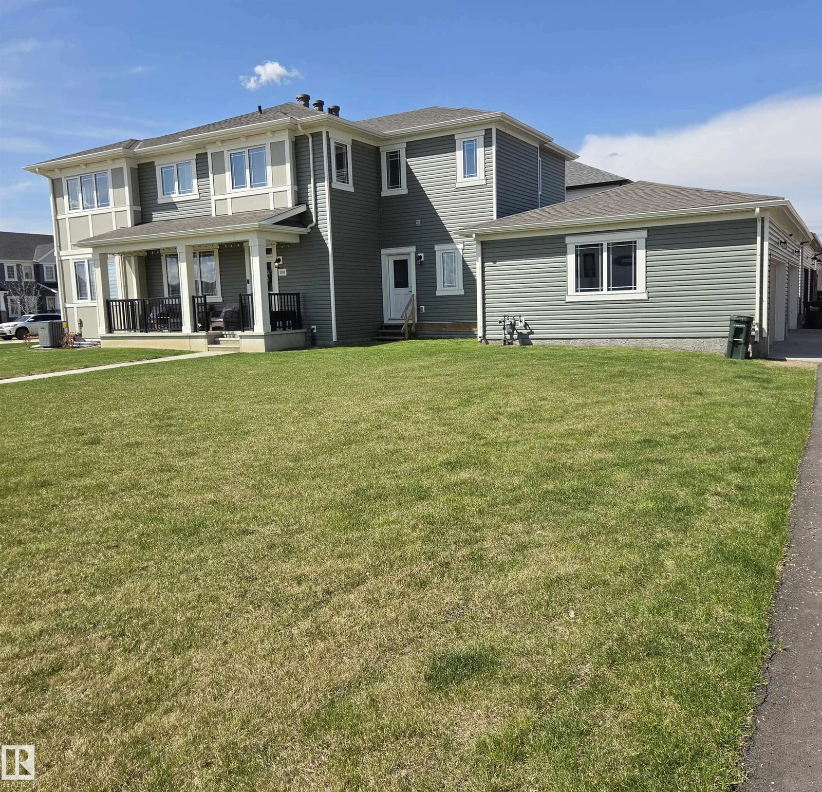 1010 HEARTHSTONE BV, Sherwood Park - 3 bedroom Duplex for sale