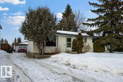 16 GLENGARRY CR, Sherwood Park - $450,000