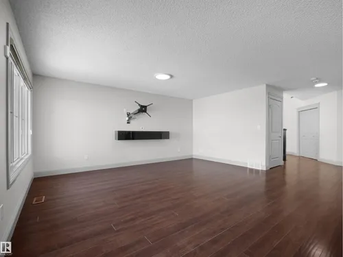 6116 10 AV SW, Edmonton - $565,000