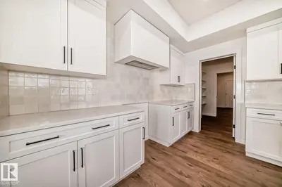 Interior photo 2 of 1365 AINSLIE WD SW