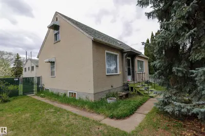 Interior photo 1 of 11614 70 ST NW