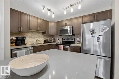 Interior photo 2 of #33 4029 Orchards DR SW