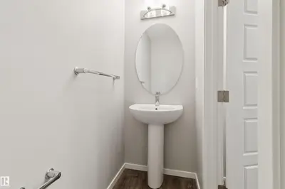 Interior photo 4 of 20523 22 AV NW NW