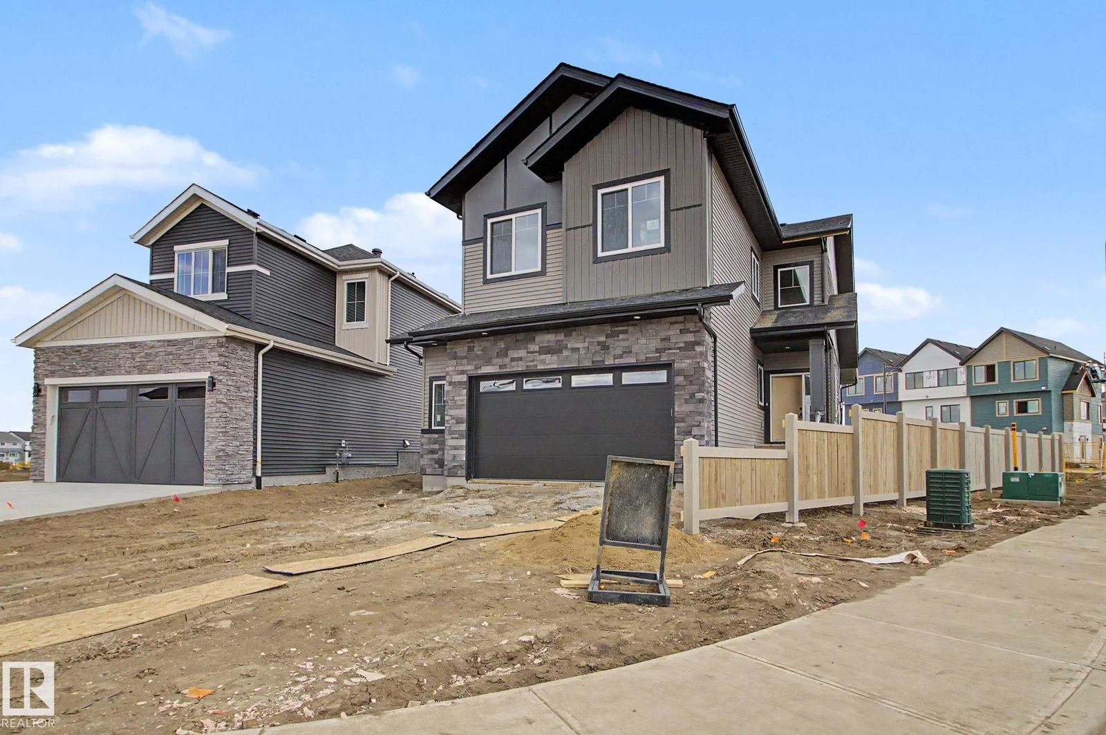 3287 Chernowski WY SW, Edmonton - 5 bedroom Detached Single Family for sale