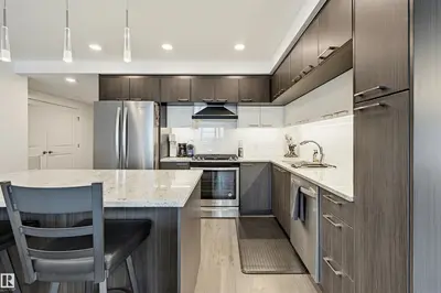 Interior photo 4 of #1304 9720 106 ST NW