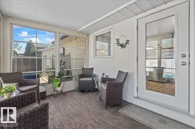 Interior photo 3 of 9504 96 ST