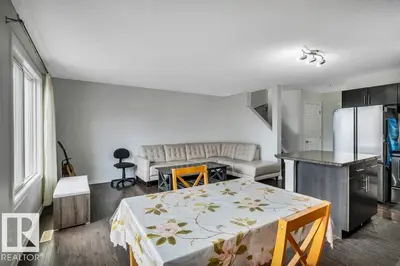 Interior photo 4 of 2813 18A AV NW