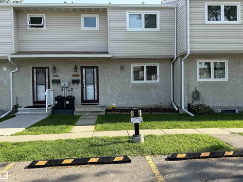 5645 137 AV NW, Edmonton - $197,000