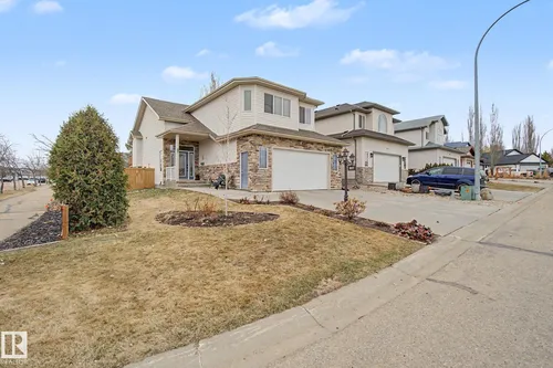 807 OAKLAND PL, Devon - $544,900