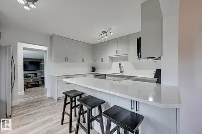 Interior photo 3 of 13 CLEARWATER