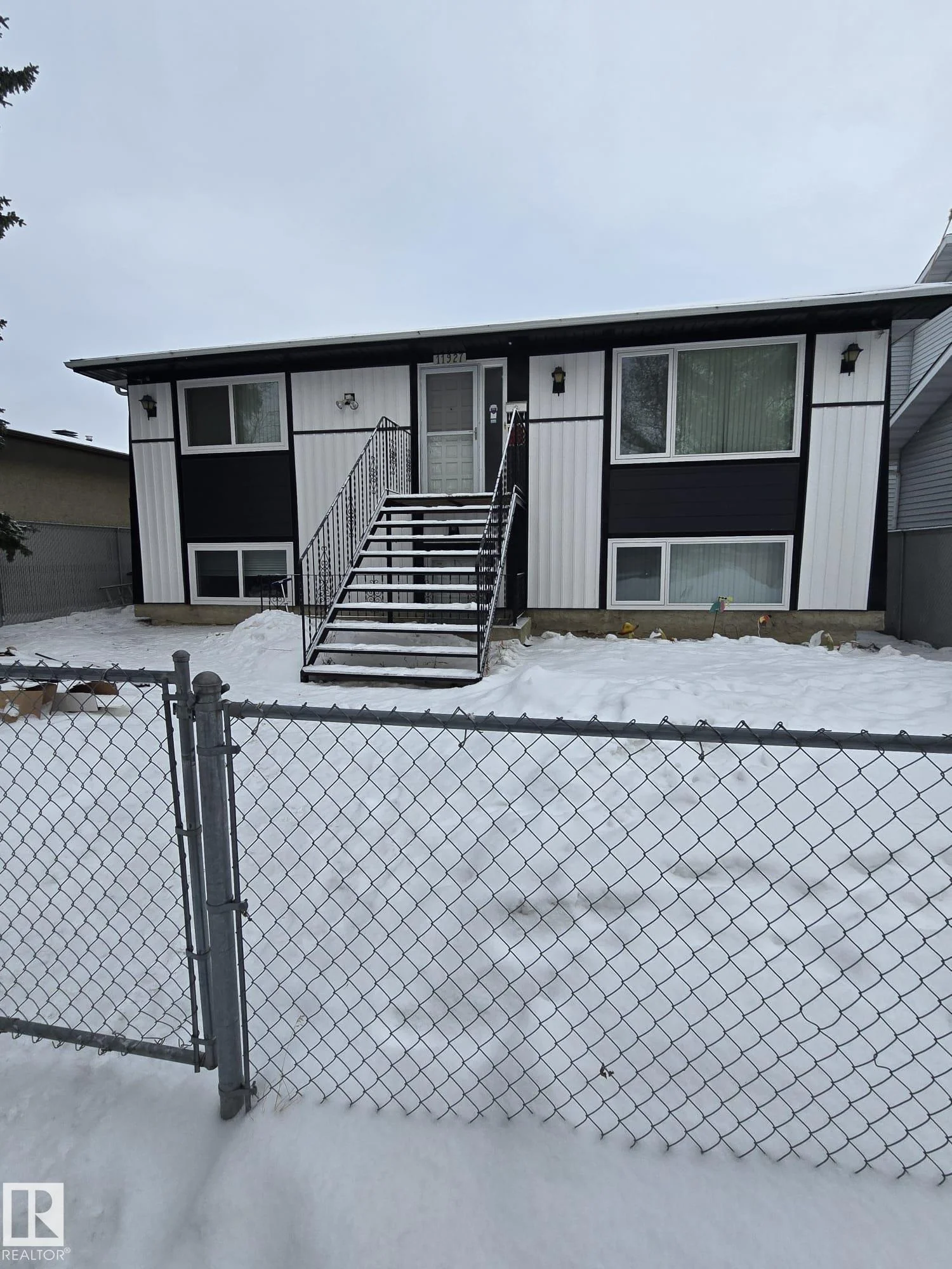 11927 85 ST NW NW, Edmonton - 10 bedroom Duplex for sale