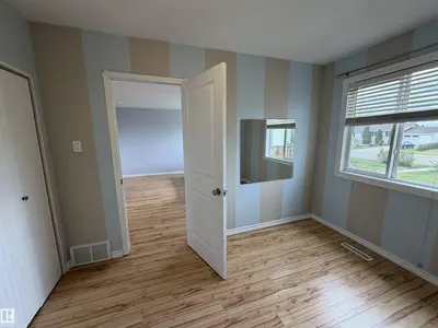 Interior photo 3 of 13413 59 ST NW