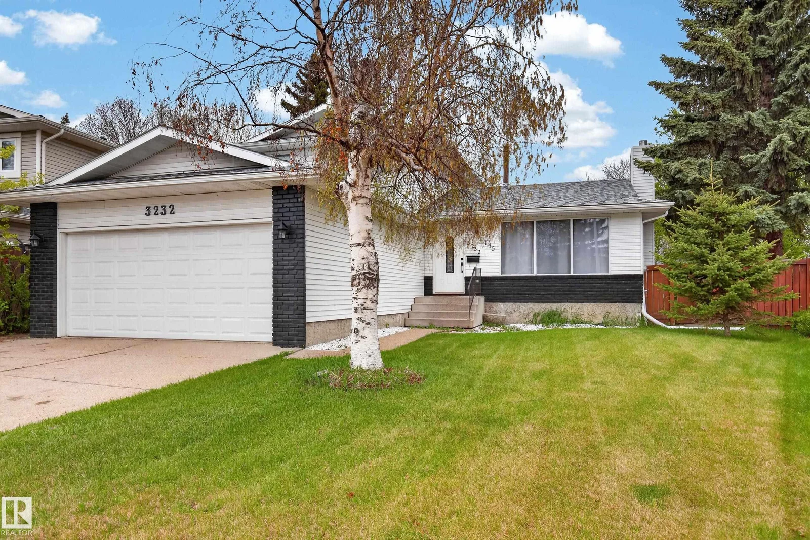3232 145 AV NW, Edmonton - 4 bedroom Detached Single Family for sale
