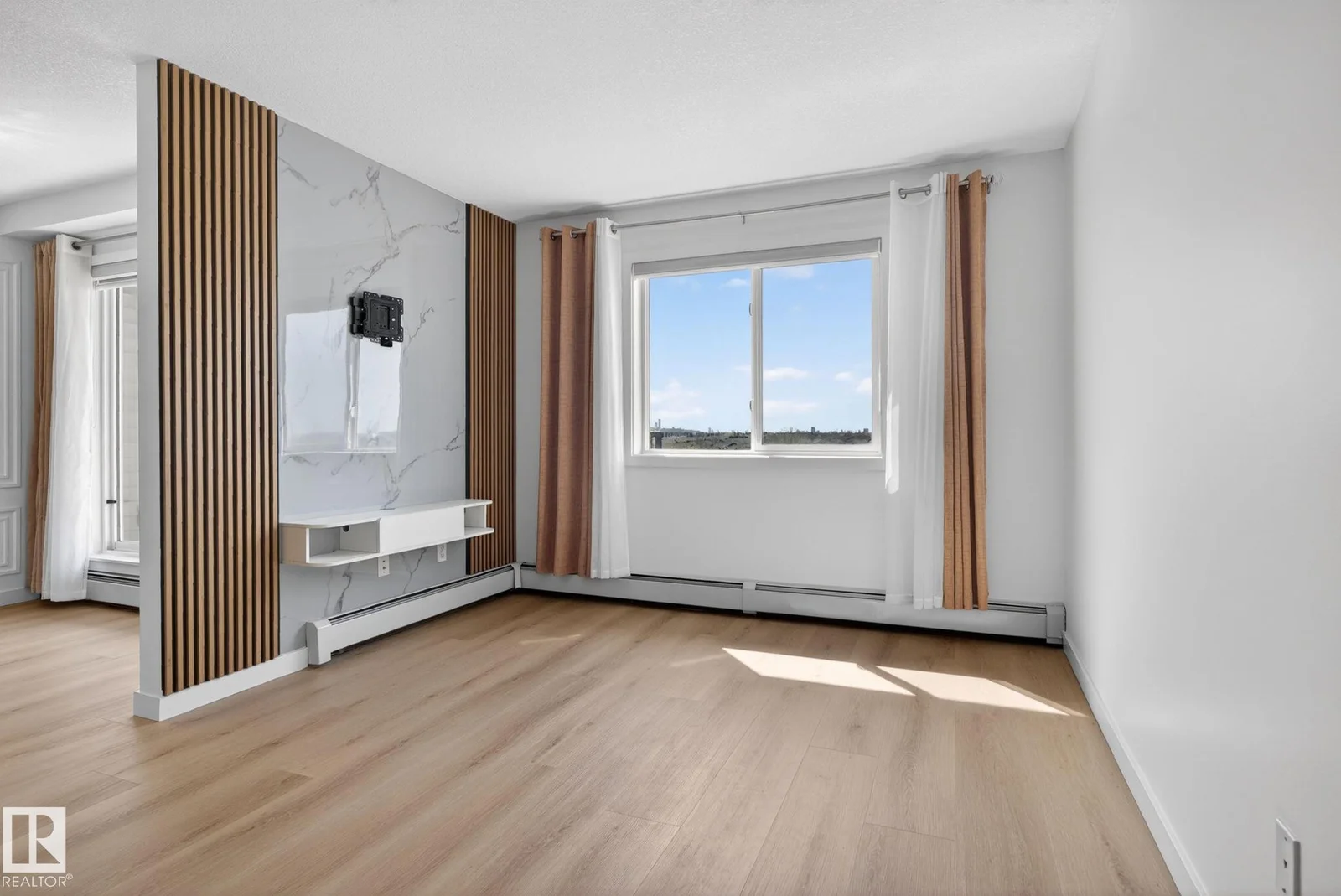 #424 504 ALBANY WY NW, Edmonton - 2 bedroom Apartment for sale