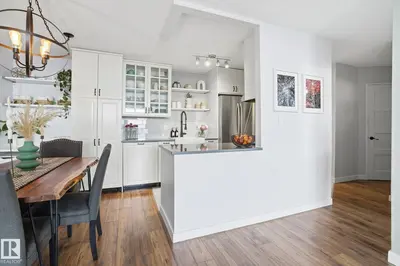 Interior photo 4 of #1513 13910 STONY PLAIN RD NW