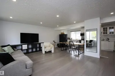 Interior photo 2 of 13312 137 ST NW