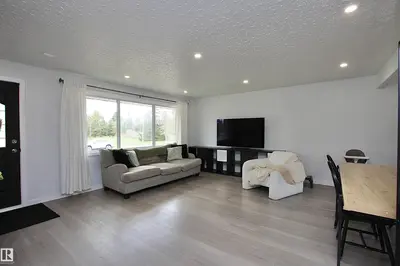 Interior photo 3 of 13312 137 ST NW