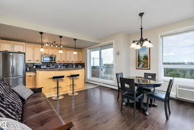Interior photo 2 of #609 33 FIFTH AV