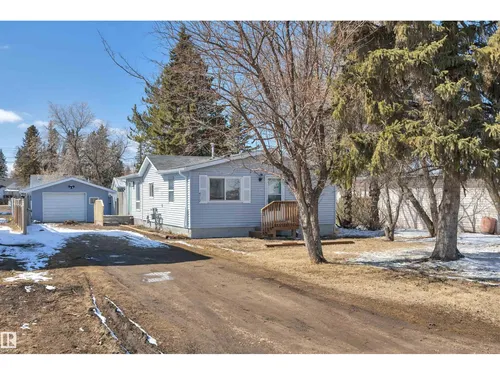 4712 49 ST, Calmar - $329,900
