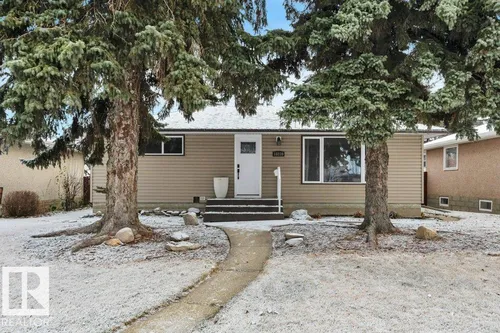 10239 50 ST NW, Edmonton - $479,000