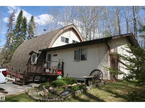#26 464049 RGE ROAD 14, Rural Wetaskiwin County - $499,800