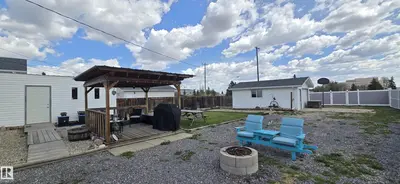 Interior photo 2 of 5301 45 ST