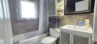 Interior photo 2 of 5301 45 ST