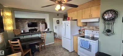 Interior photo 1 of 5301 45 ST
