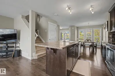 Interior photo 4 of 4207 PROWSE WY SW