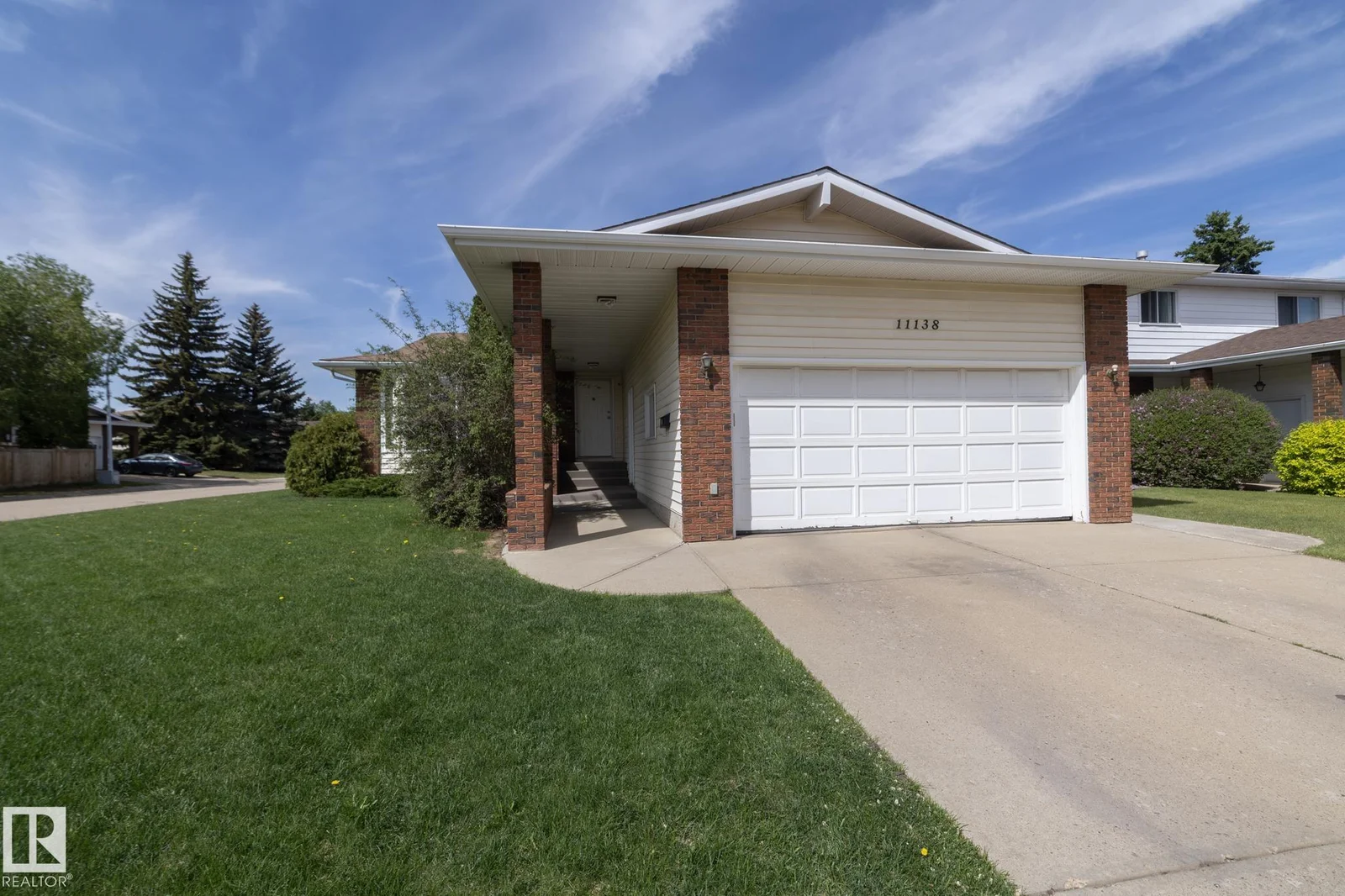 11138 30 AV NW, Edmonton - 6 bedroom Detached Single Family for sale