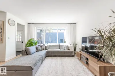 Interior photo 3 of 11445 79 AV NW