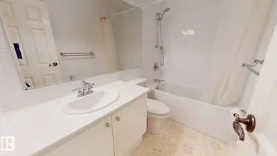Interior photo 2 of 