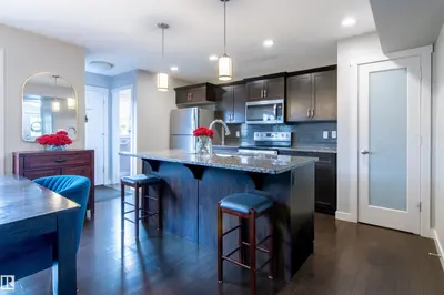 Interior photo 4 of 136 CY BECKER BV NW
