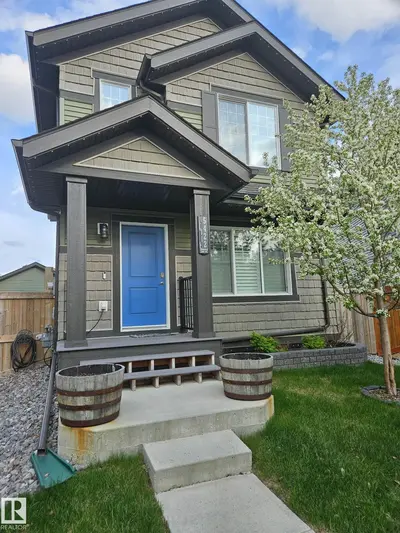 Interior photo 1 of 5422 CRABAPPLE LO SW