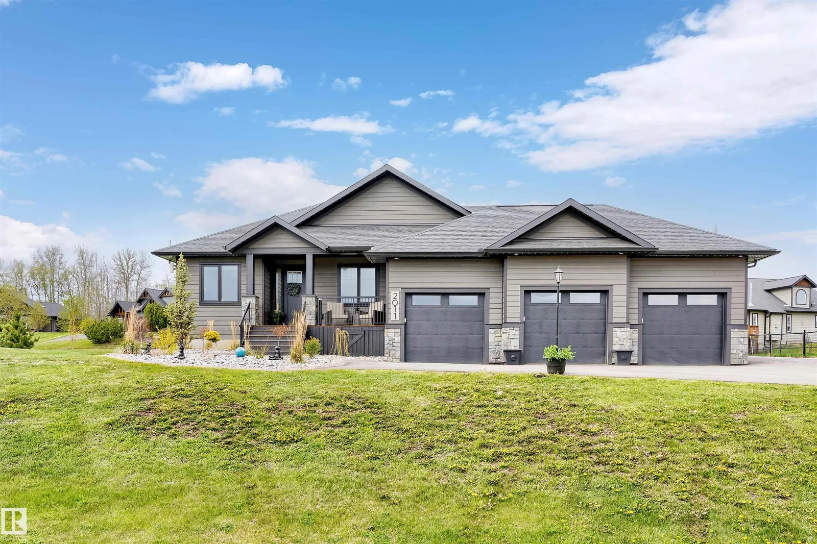 2011 SPRING DR, Rural Parkland County - 4 bedroom Detached Single Family for sale
