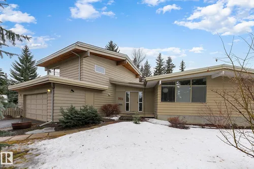 7812 143 ST NW, Edmonton - $799,900