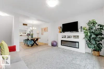 Interior photo 3 of #53 1110 DANIELS LINK LI SW